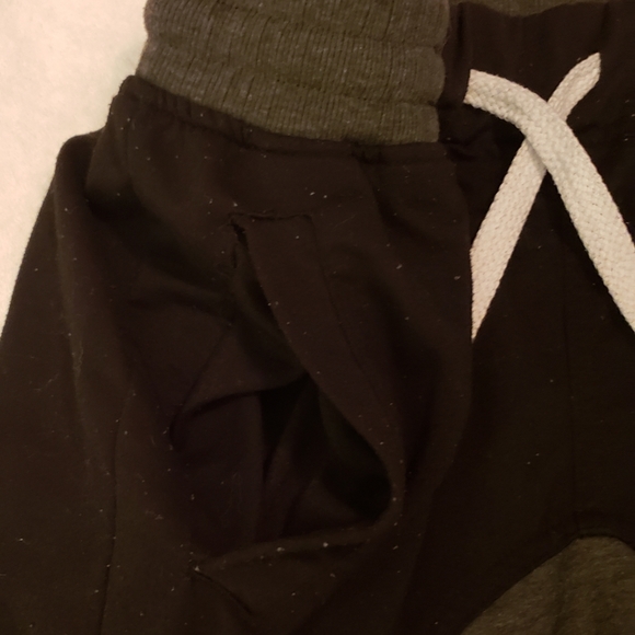 SP Athletic pants/joggers. Black/gray. Pull strings - Picture 5 of 8